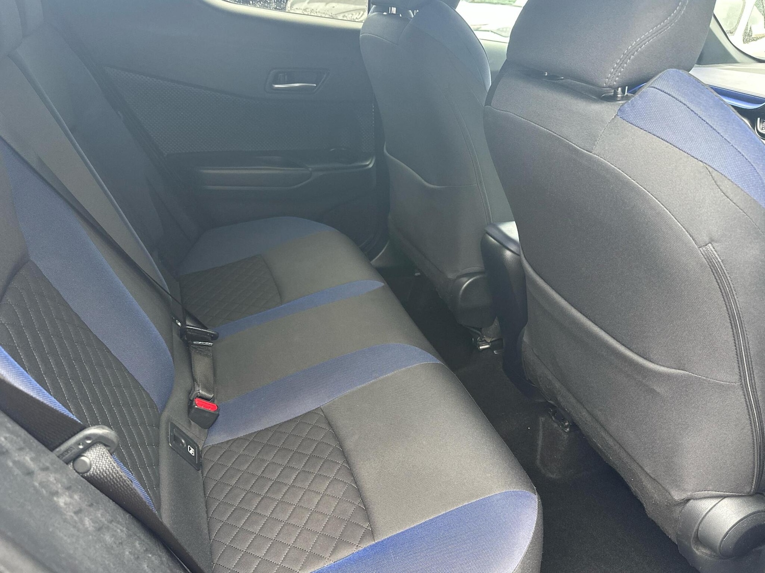 Used Toyota C-HR 2020 for sale - 76381504: Photo 13