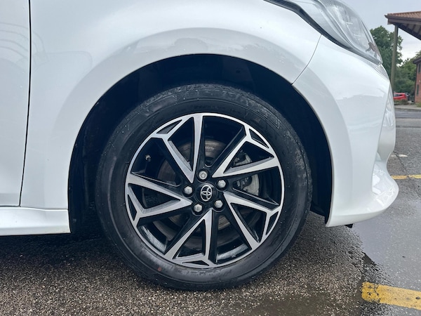 Used Toyota Yaris 2023 for sale - 76309337: Photo 18