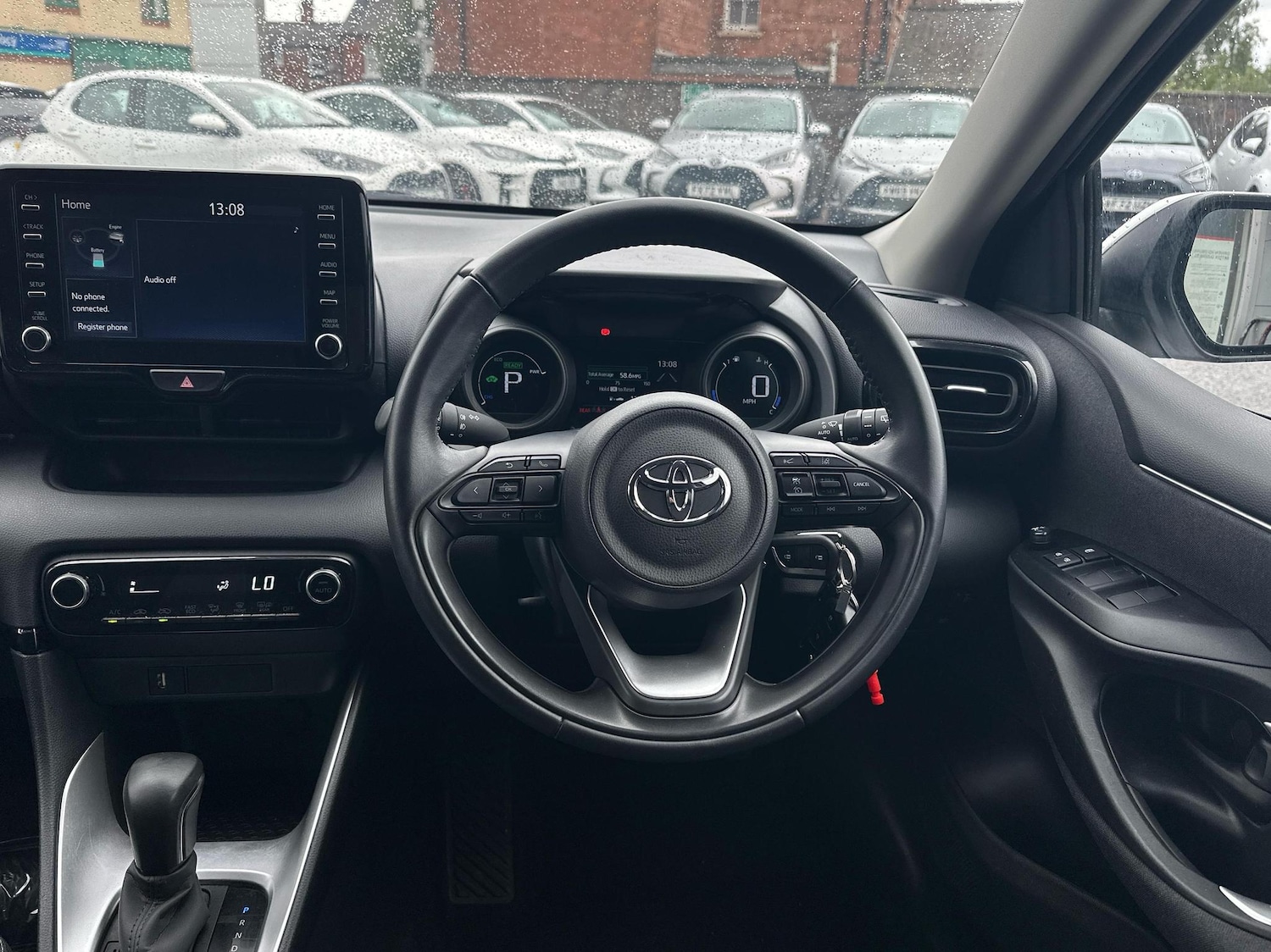 Used Toyota Yaris 2023 for sale - 76434230: Photo 6