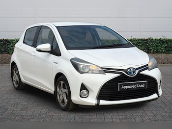 Used Toyota Yaris 2015 for sale - 79063559: Photo