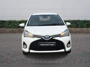 Used Toyota Yaris 2015 for sale - 79063559: Photo