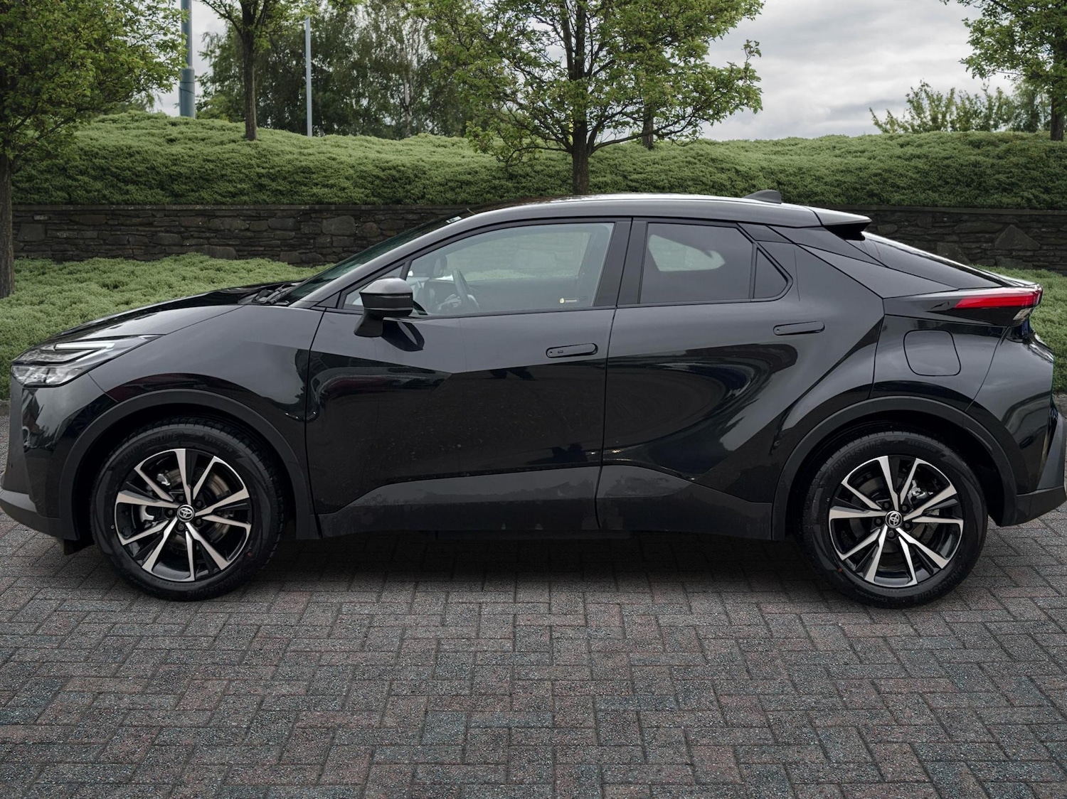 Used Toyota C-HR 2024 for sale - 76168383: Photo 17