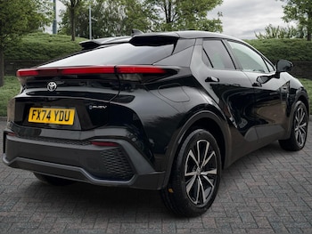 Used Toyota C-HR 2024 for sale - 76168383: Photo 2
