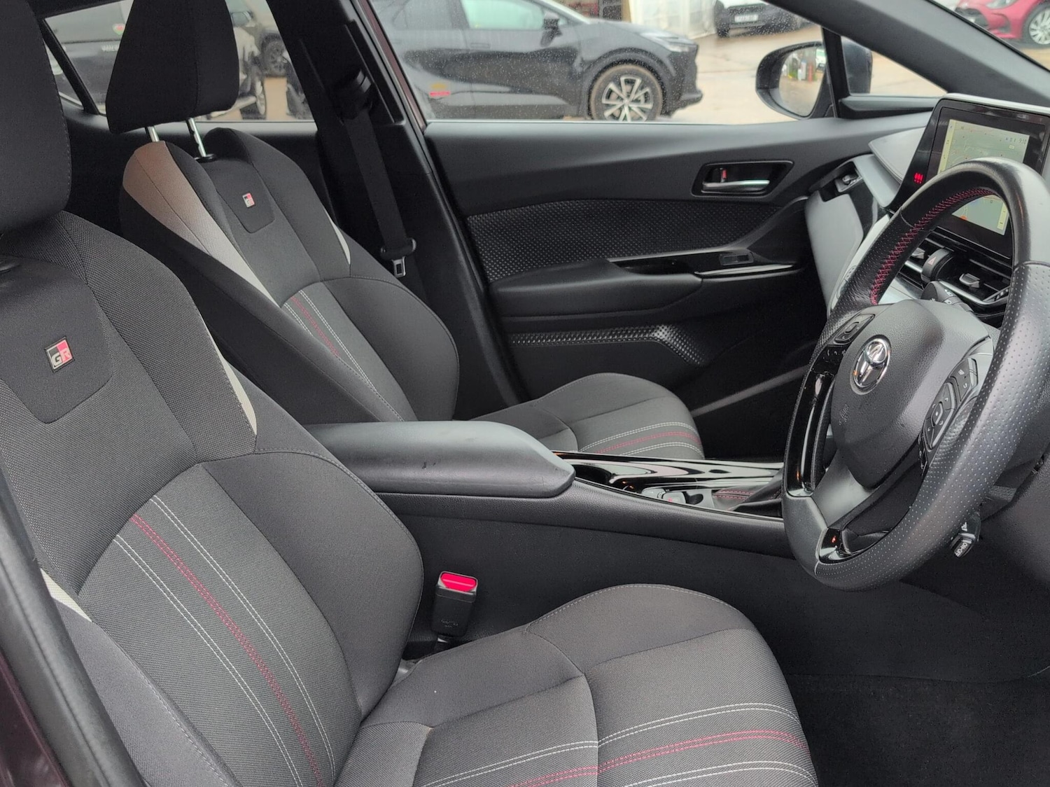 Used Toyota C-HR 2022 for sale - 76176090: Photo 11