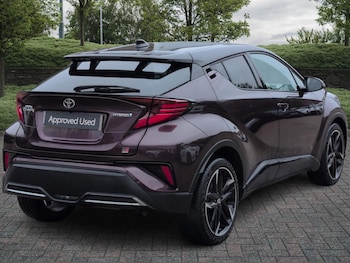Used Toyota C-HR 2022 for sale - 76176090: Photo 2