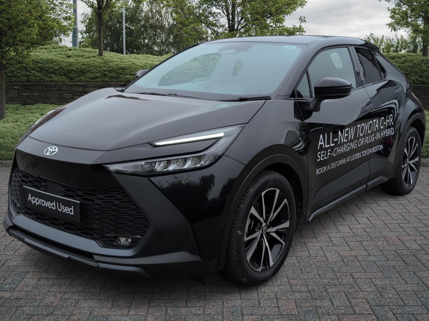 Used Toyota C-HR 2024 for sale - 76168388: Photo 3