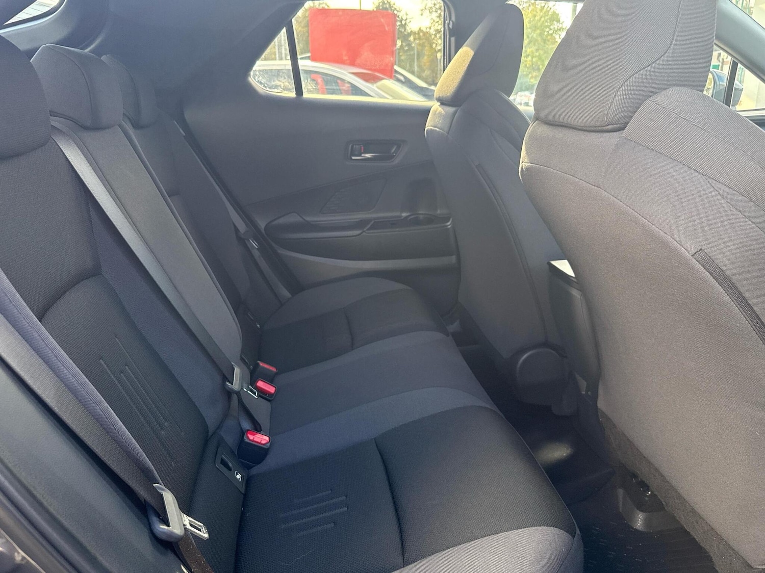 Used Toyota C-HR 2024 for sale - 76500870: Photo 13