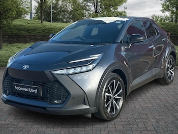 Used Toyota C-HR 2024 for sale - 76500870: Photo