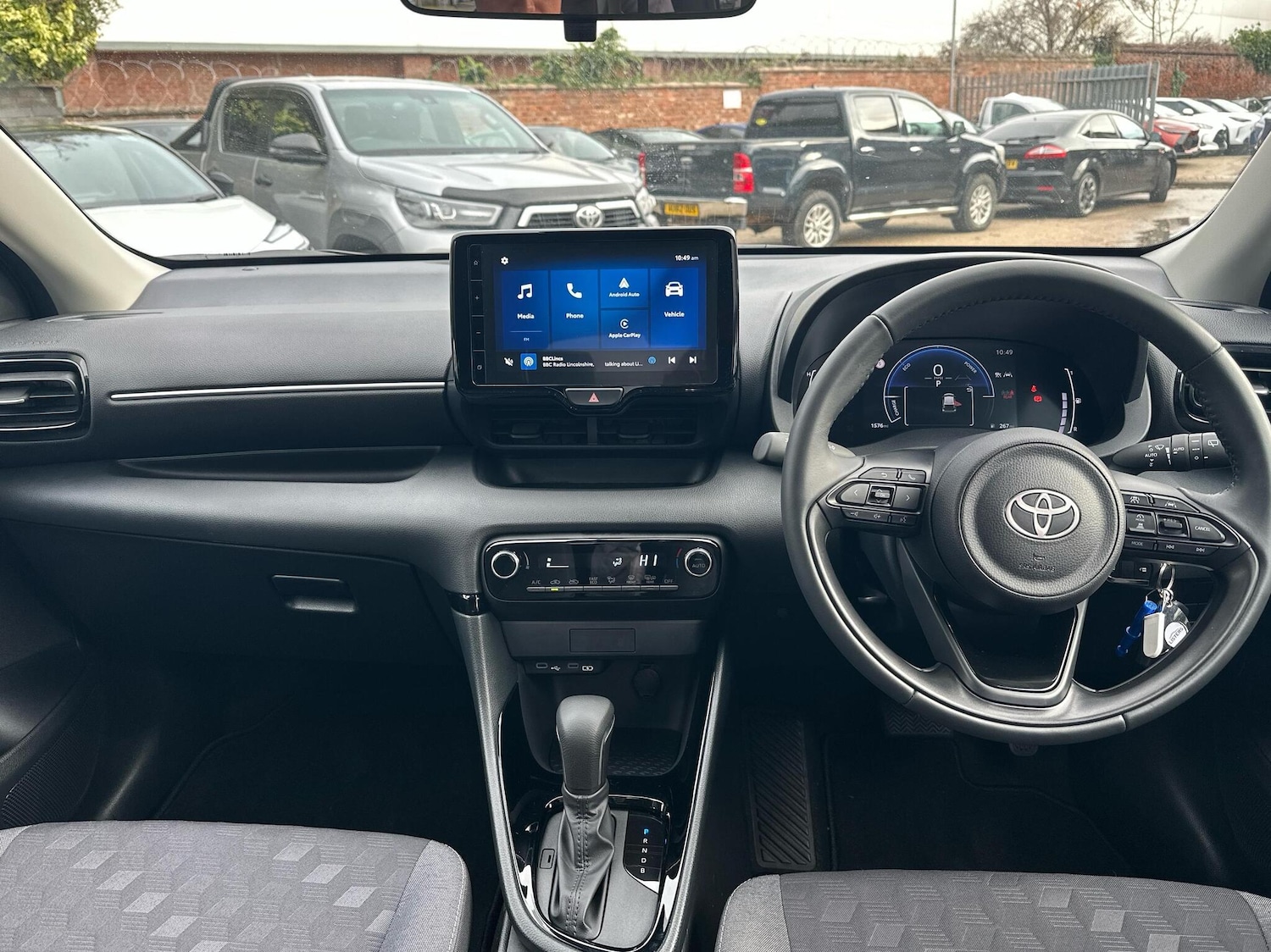 Used Toyota Yaris 2025 for sale - 76381502: Photo 5