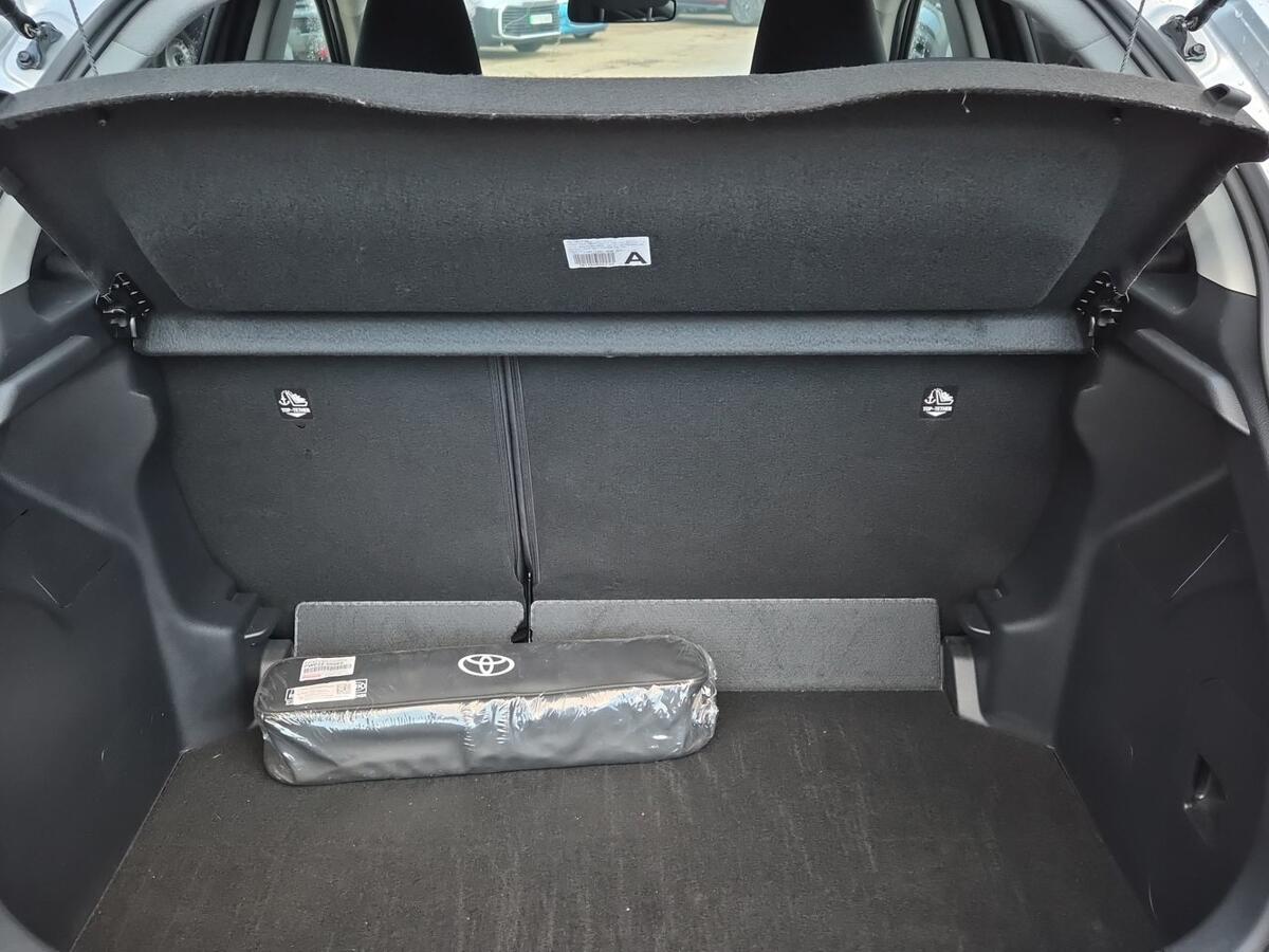 Used Toyota Yaris 2025 for sale - 76800431: Photo 10