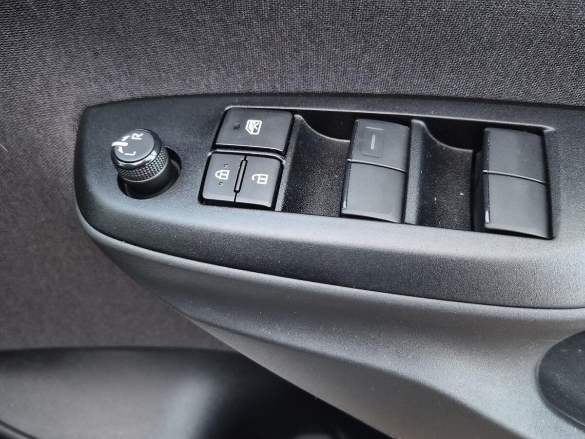 Used Toyota Yaris 2025 for sale - 76800431: Photo 18