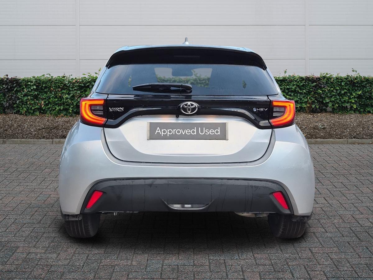 Used Toyota Yaris 2025 for sale - 76800431: Photo 4