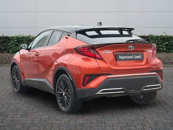 Used Toyota C-HR 2020 for sale - 77401180: Photo