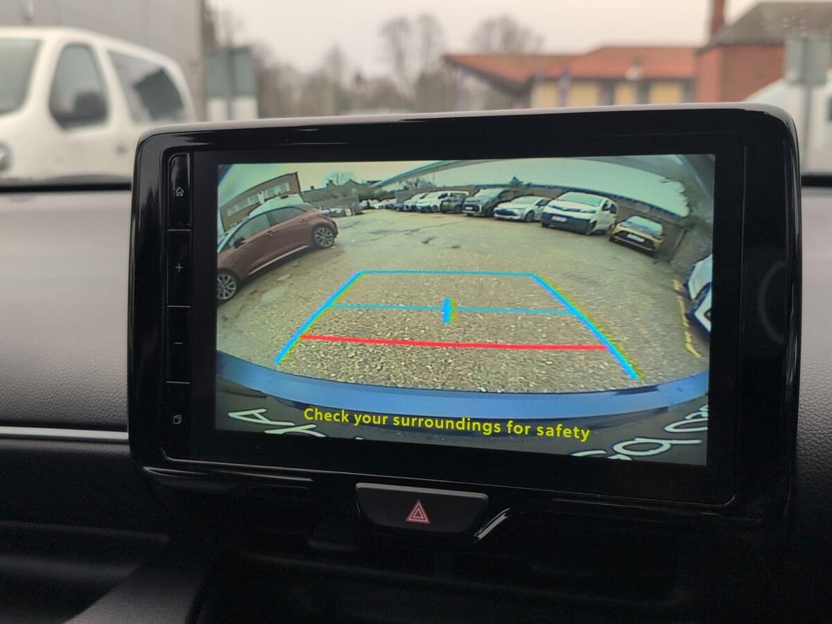 Used Toyota Yaris 2025 for sale - 76716796: Photo 15