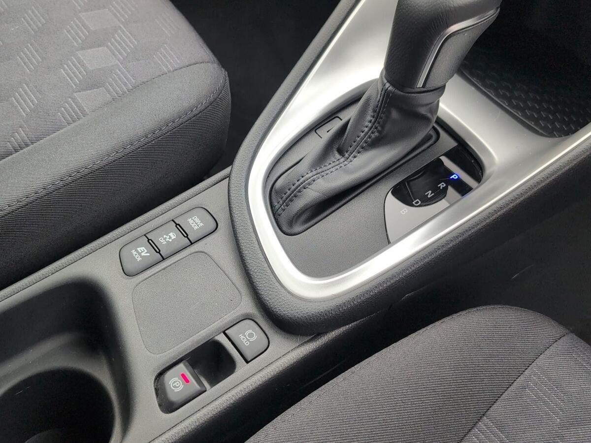 Used Toyota Yaris 2025 for sale - 76716796: Photo 19