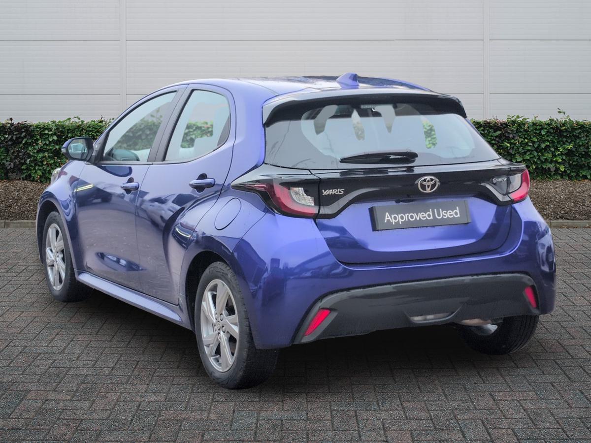 Used Toyota Yaris 2025 for sale - 76716796: Photo 2