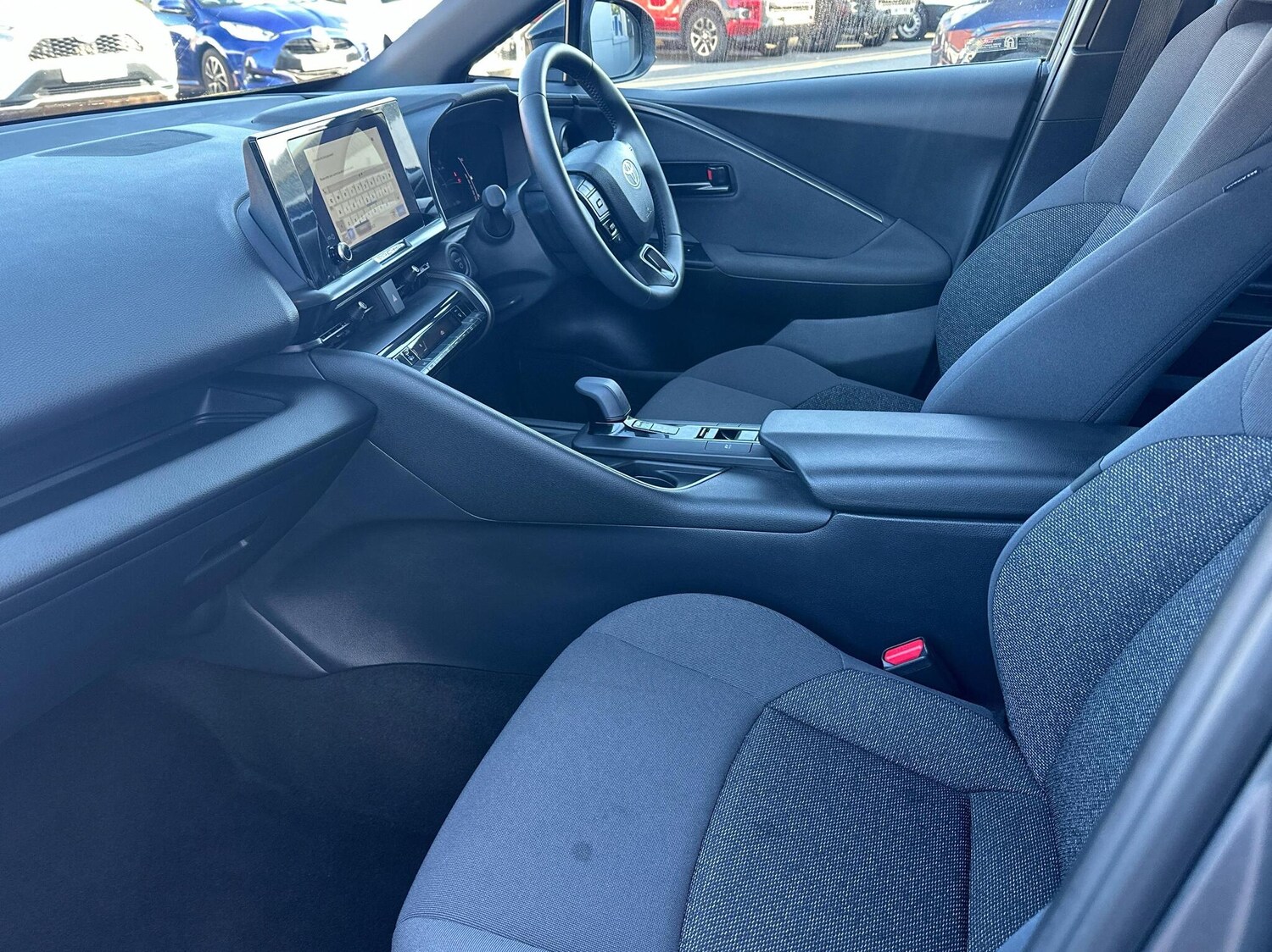 Used Toyota C-HR 2024 for sale - 75758340: Photo 10