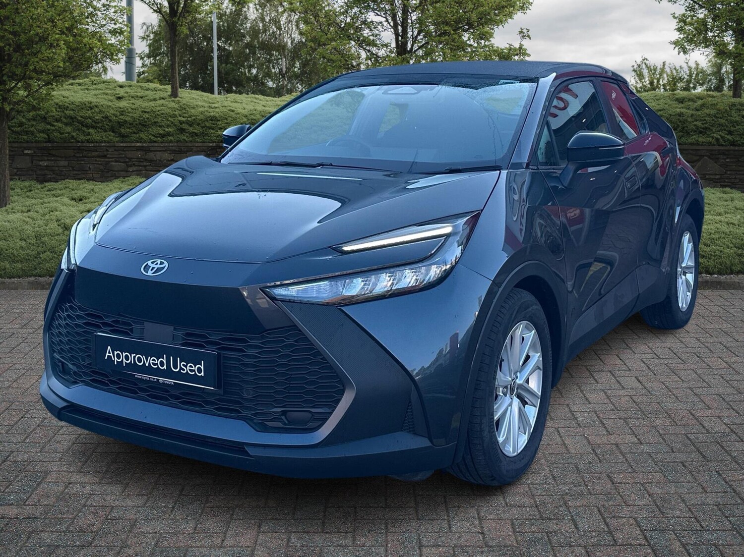 Used Toyota C-HR 2024 for sale - 75758340: Photo 3