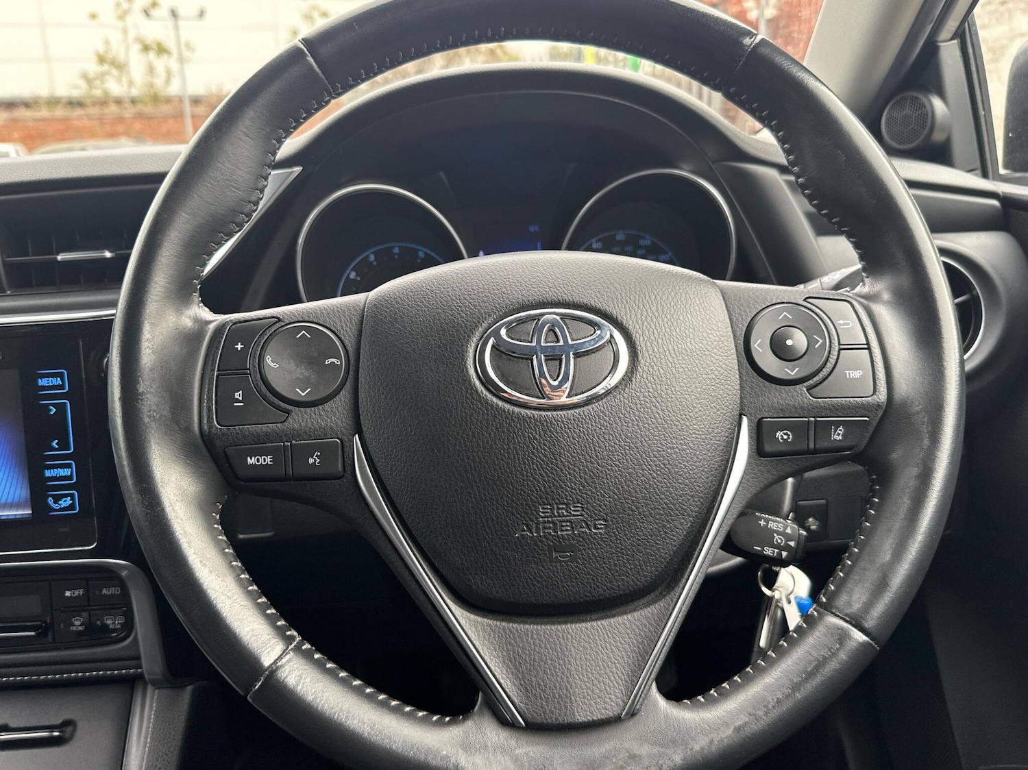 Used Toyota Auris 2017 for sale - 76086099: Photo 8