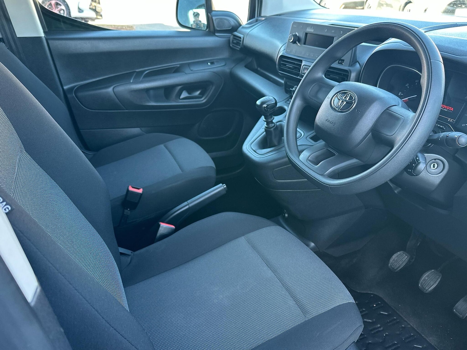 Used Toyota ProAce 2024 for sale - 75748059: Photo 11
