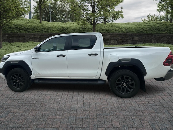 Used Toyota Hilux 2023 for sale - 75432348: Photo 17