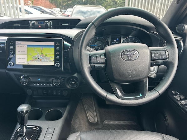 Used Toyota Hilux 2023 for sale - 75432348: Photo 6