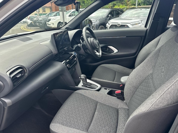 Used Toyota Yaris 2023 for sale - 75432413: Photo 10
