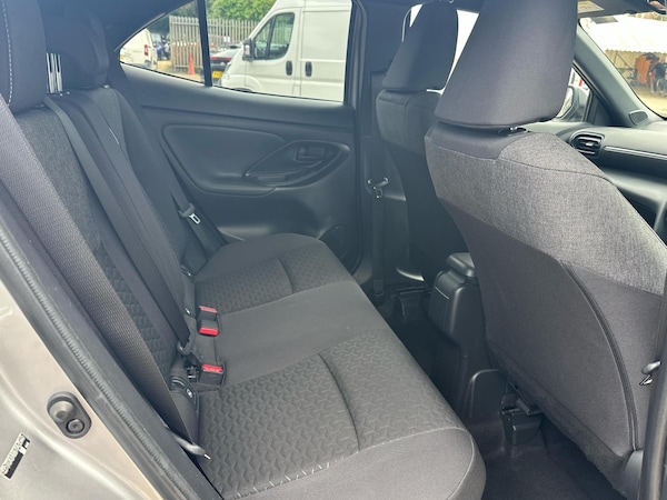 Used Toyota Yaris 2023 for sale - 75432413: Photo 13