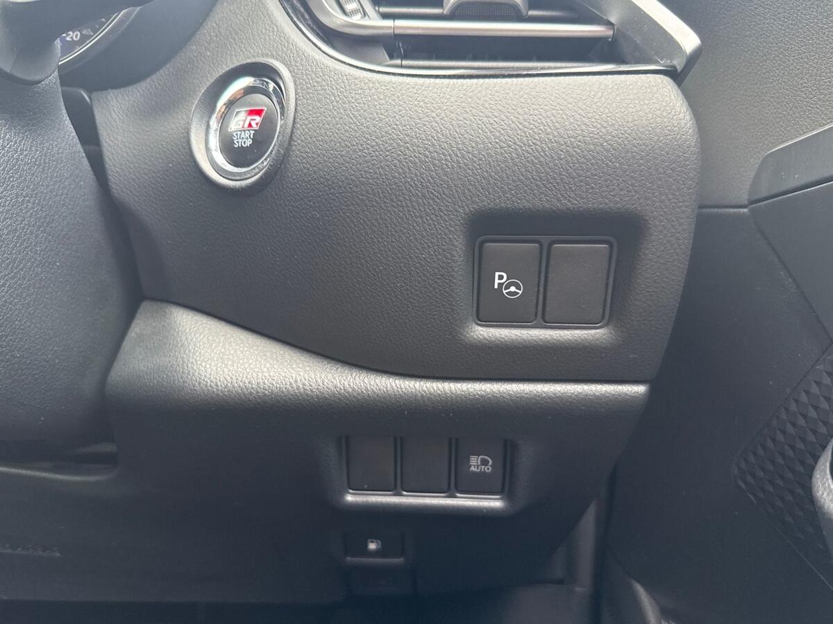 Used Toyota C-HR 2023 for sale - 77239247: Photo 16