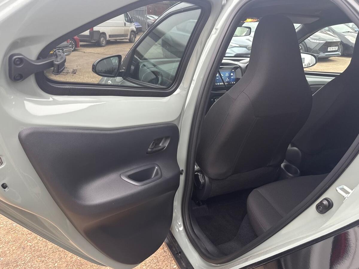 Used Toyota Aygo X 2025 for sale - 77512184: Photo 14