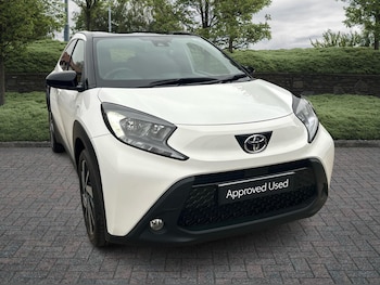 2023 (73) - 1.0 VVT-i Edge 5dr