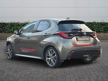 Used Toyota Yaris 2020 for sale - 76563188: Photo