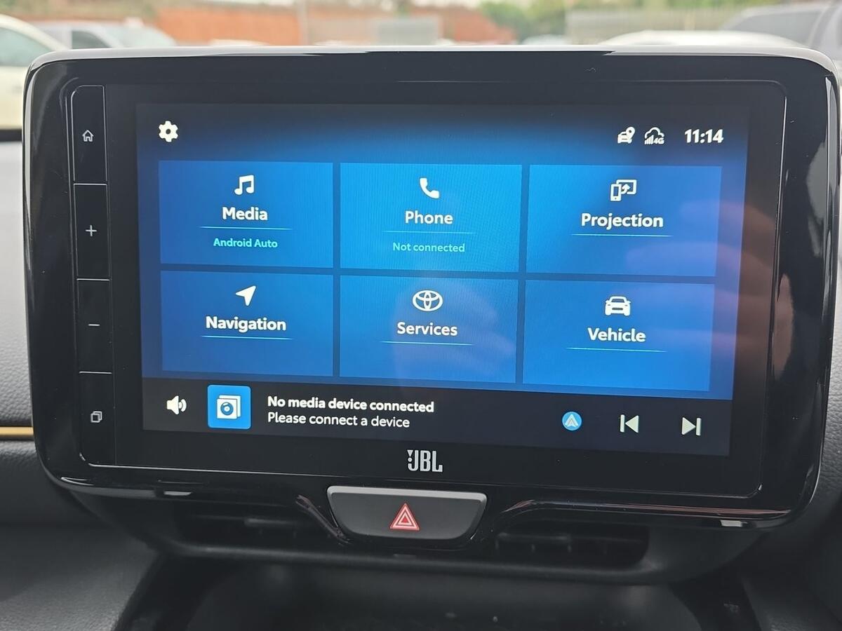 Used Toyota Yaris Cross 2022 for sale - 77013602: Photo 11