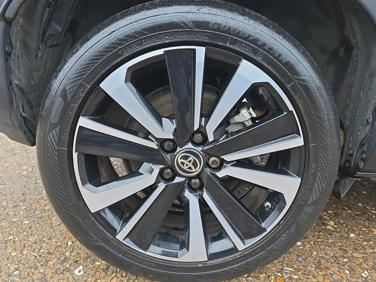 Used Toyota Yaris Cross 2022 for sale - 77013602: Photo 13