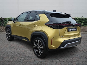 Used Toyota Yaris Cross 2022 for sale - 77013602: Photo