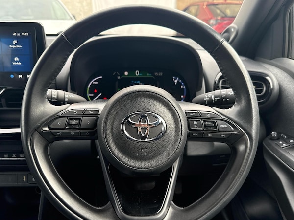 Used Toyota Yaris Cross 2022 for sale - 76043972: Photo 8