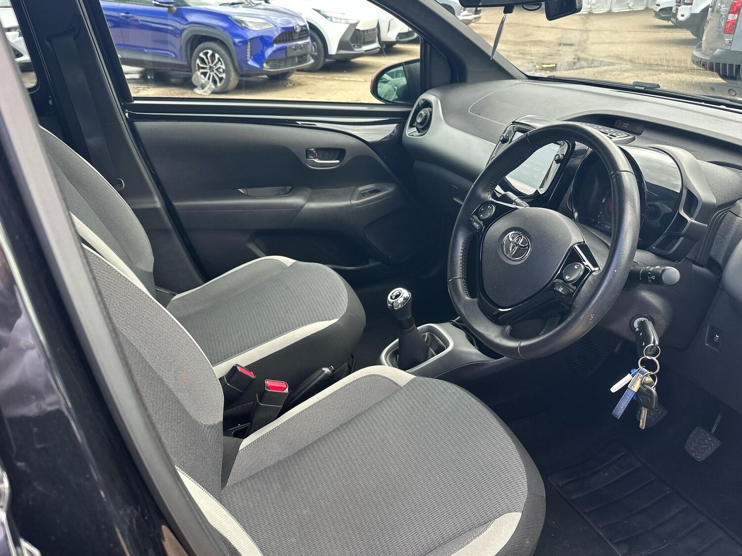 Used Toyota AYGO 2021 for sale - 76419880: Photo 11