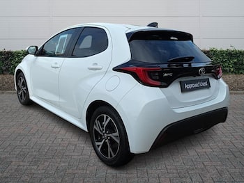 Used Toyota Yaris 2025 for sale - 79688859: Photo