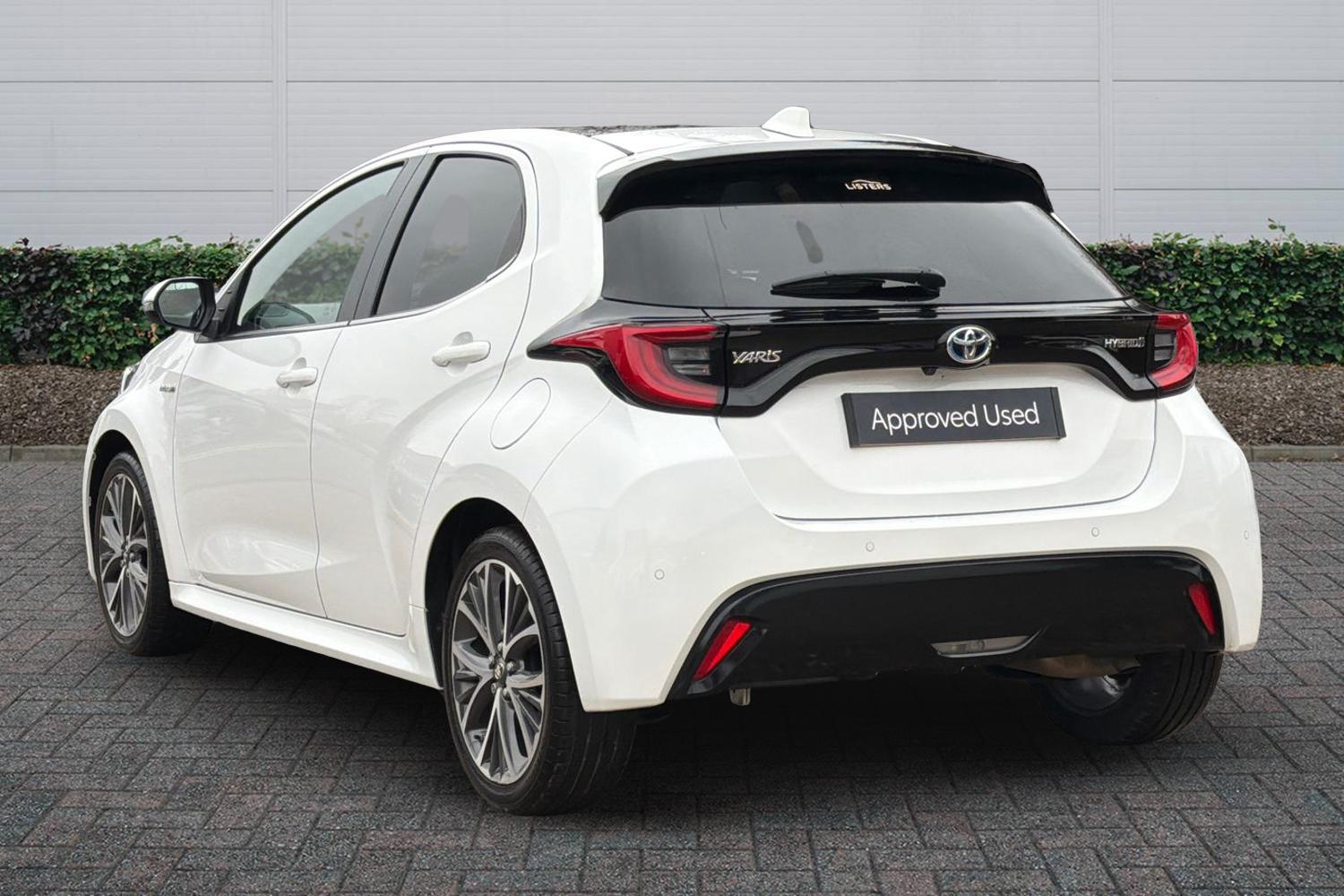 Used Toyota Yaris 2021 for sale - 77307051: Photo 2