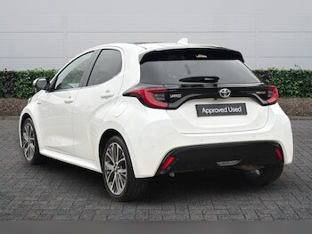 Used Toyota Yaris 2021 for sale - 77307051: Photo