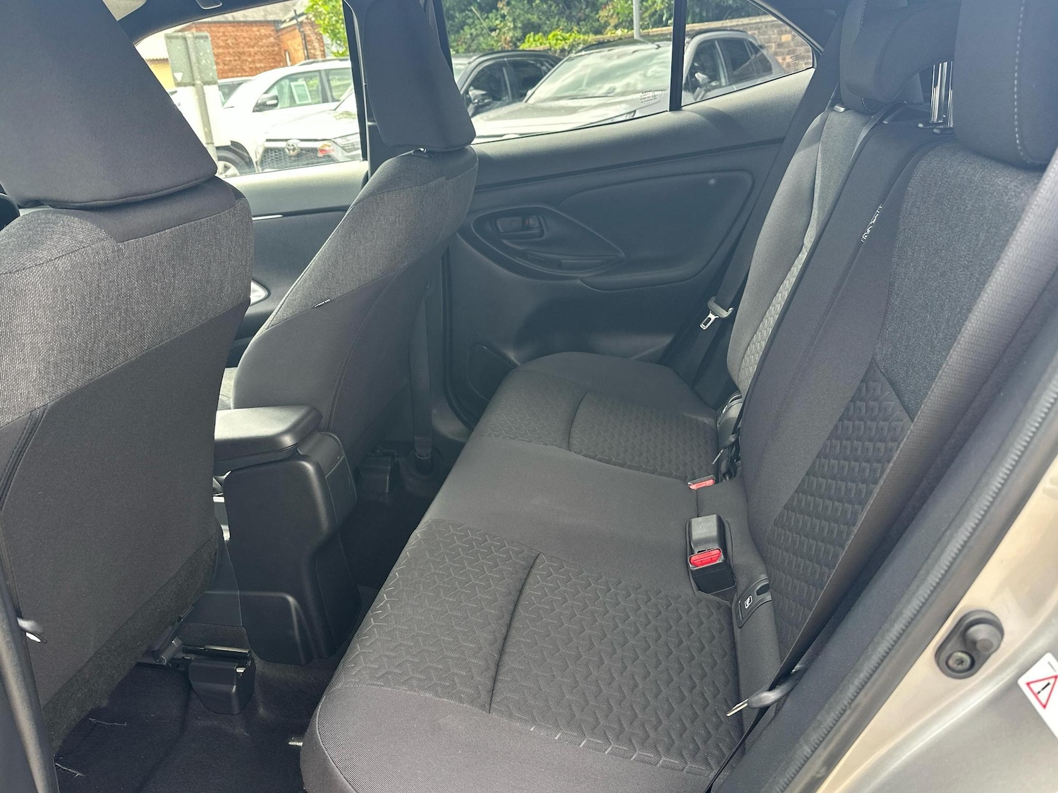 Used Toyota Yaris Cross 2023 for sale - 76434214: Photo 12