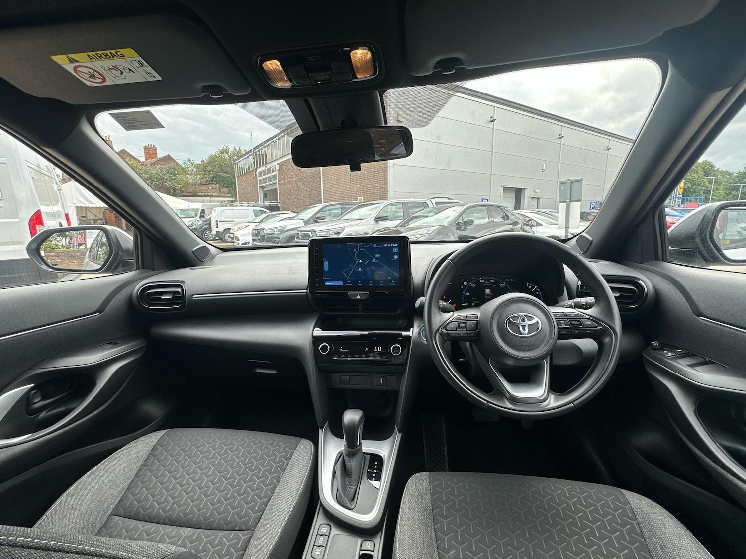 Used Toyota Yaris Cross 2023 for sale - 76434214: Photo 5