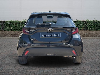 Used Toyota Yaris 2024 for sale - 78959766: Photo