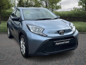 2024 (24) - 1.0 VVT-i Pure 5dr