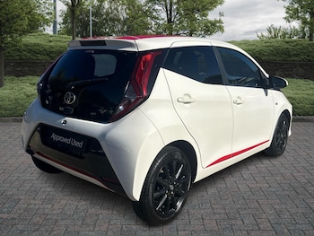 Used Toyota AYGO 2018 for sale - 76044007: Photo 2