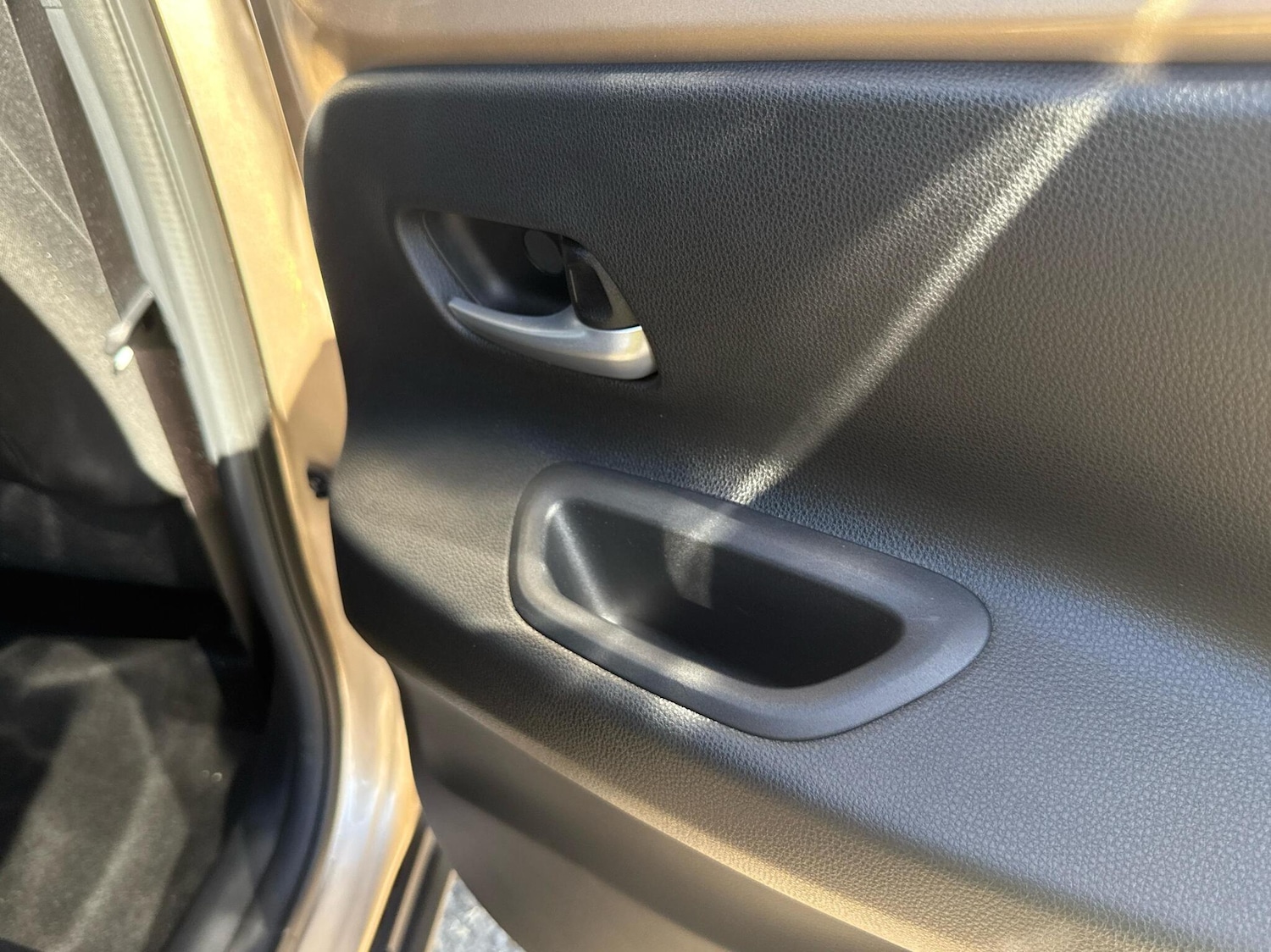 Used Toyota Aygo X 2022 for sale - 76168380: Photo 23