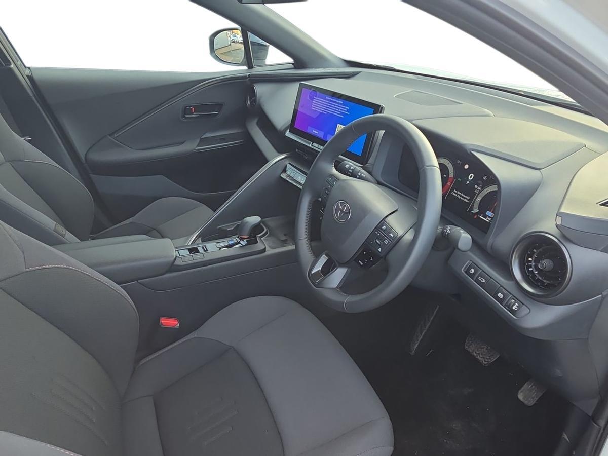 Used Toyota C-HR 2024 for sale - 76937263: Photo 12