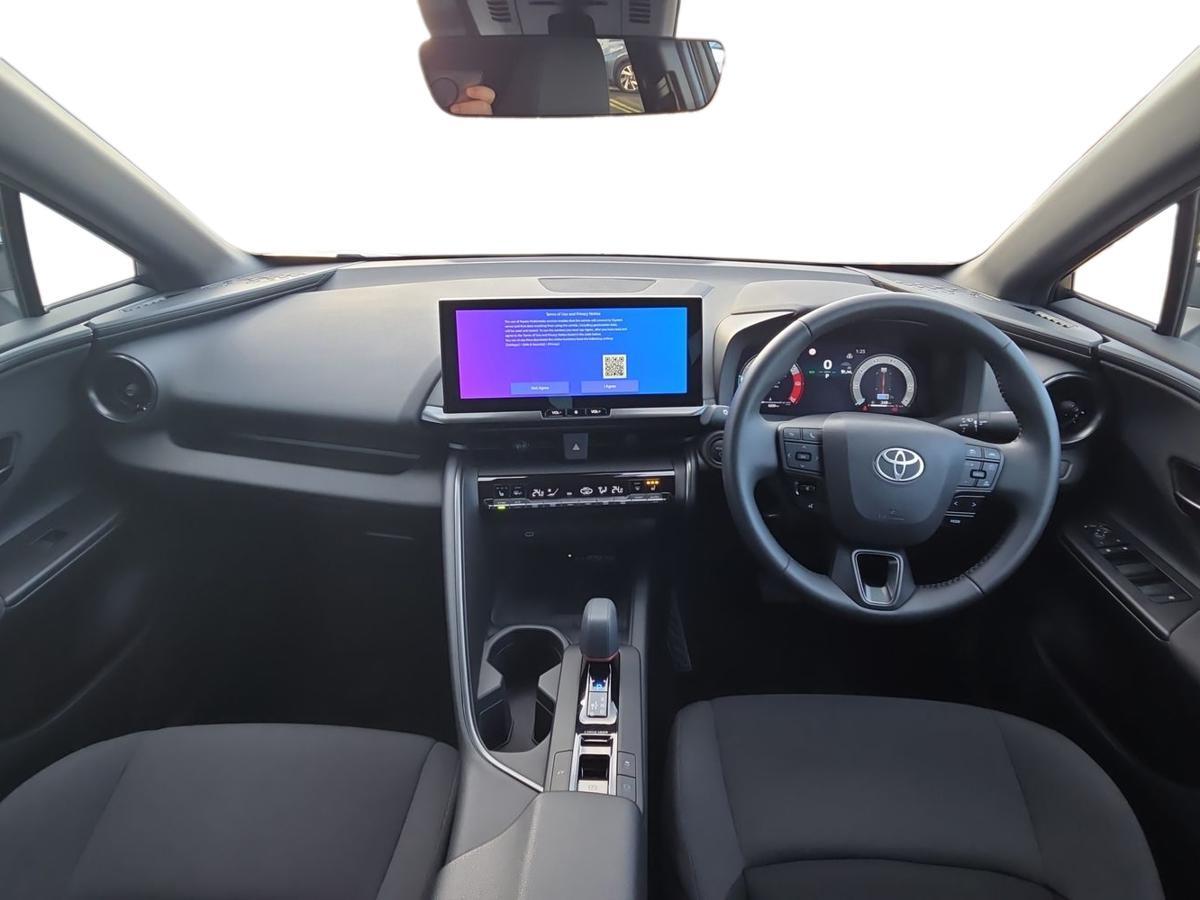 Used Toyota C-HR 2024 for sale - 76937263: Photo 8