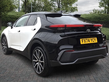 Used Toyota C-HR 2024 for sale - 76168386: Photo 4