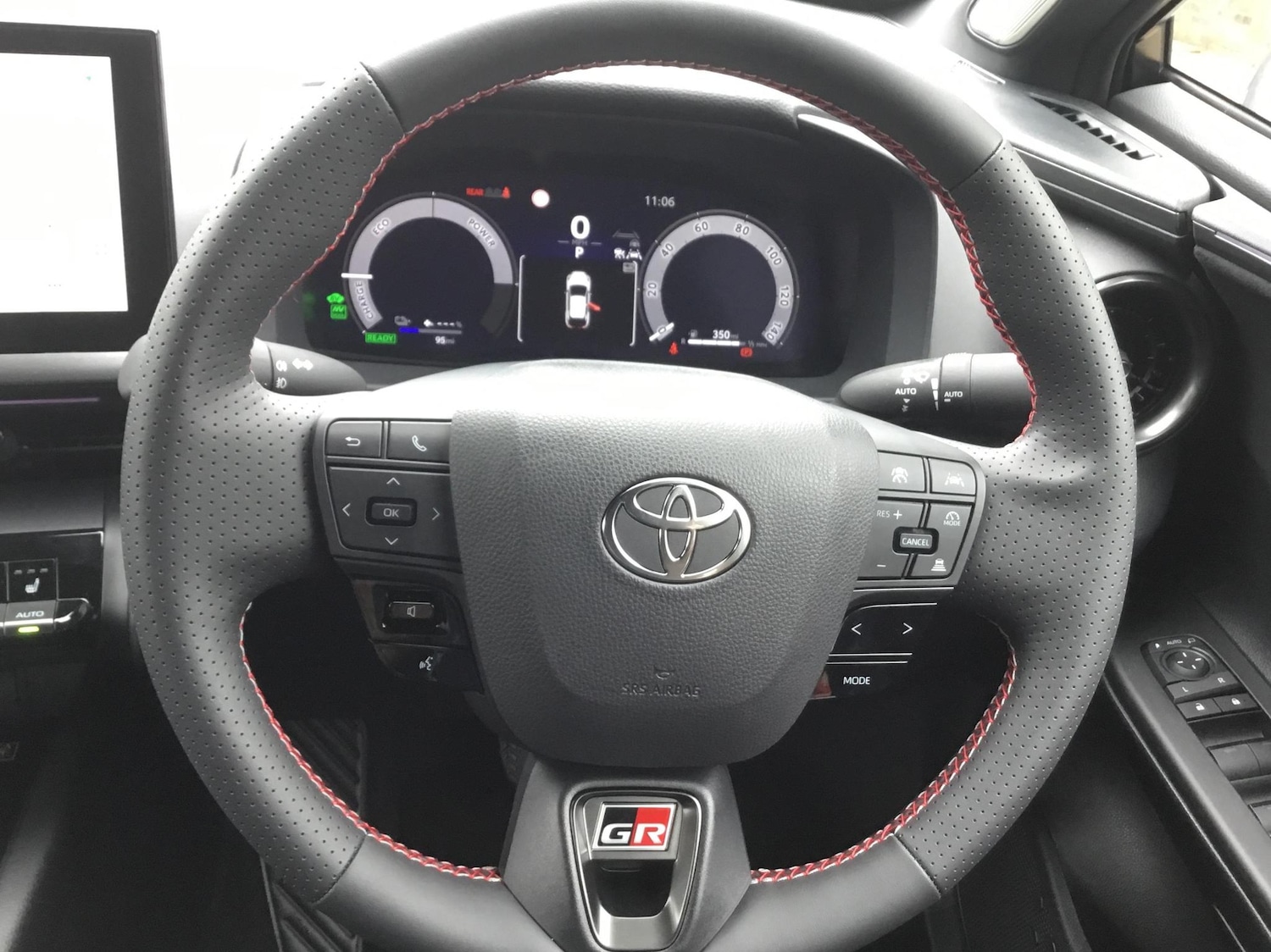 Used Toyota C-HR 2024 for sale - 76168386: Photo 8